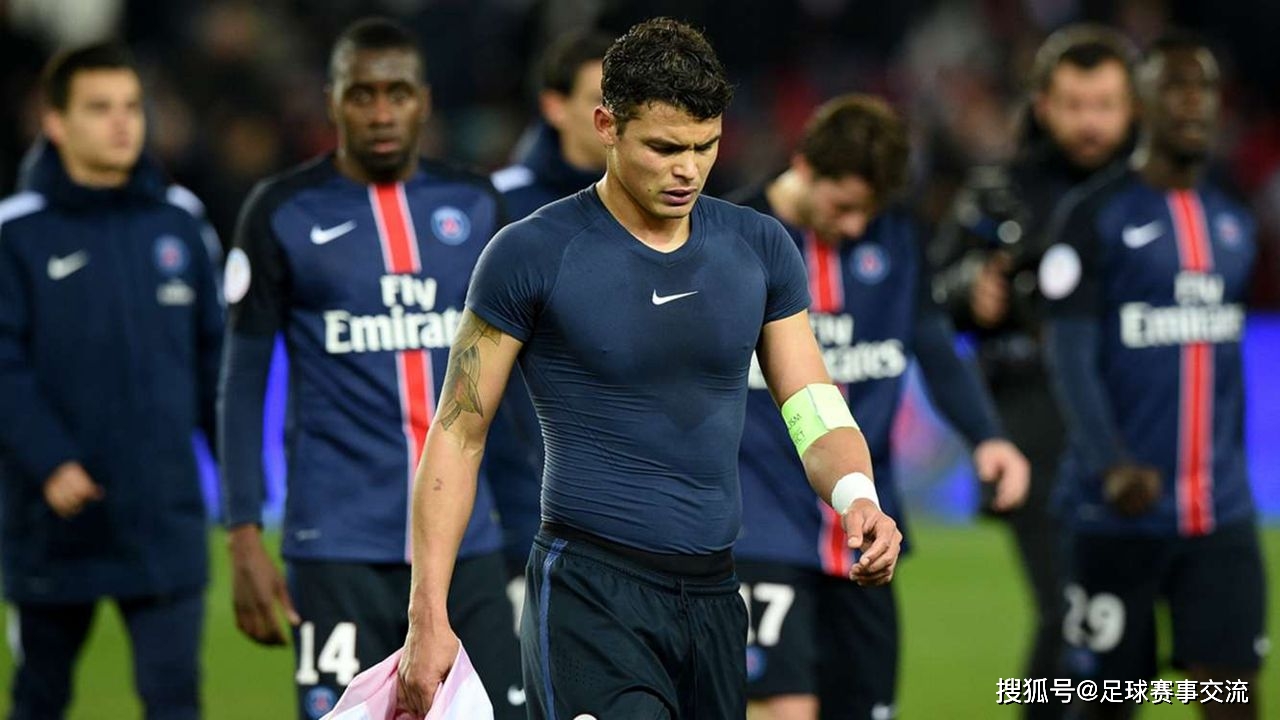 清晨里尔调整名单以备法国杯，单刀错失环节打磨，球迷炸锅，临场指挥获称赞