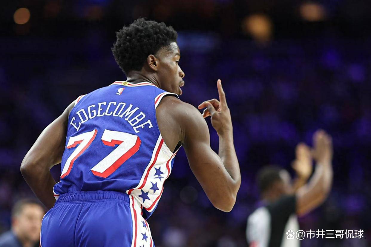 集结日CBA季后赛焦点战；费城76人门线救险；质疑声仍在；更衣室氛围转暖的简单介绍